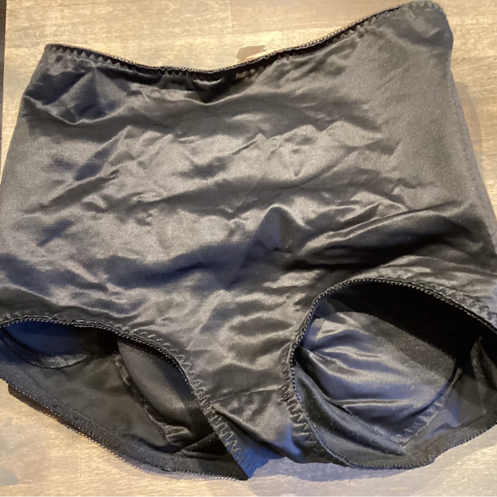 Black High-Waisted Shapewear